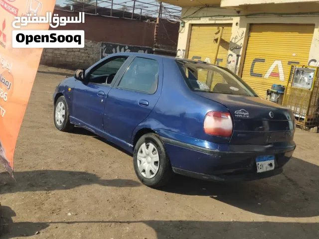 2001 فيات سيينا