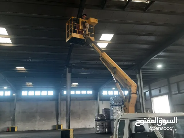 رافعة سلة للايجار