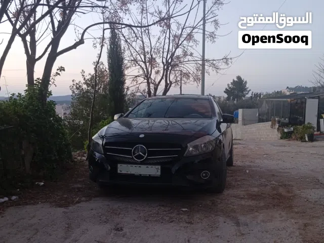 مرسيدس بنز الفئه A180