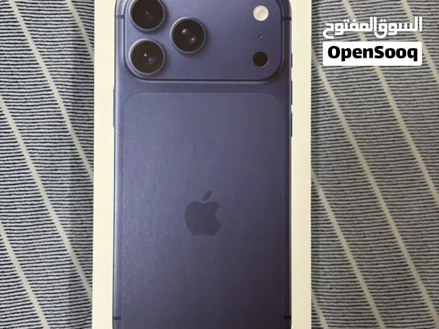 New  sealed box piece 17 pro max for sale  512 gb blue color buy from Ooredoo