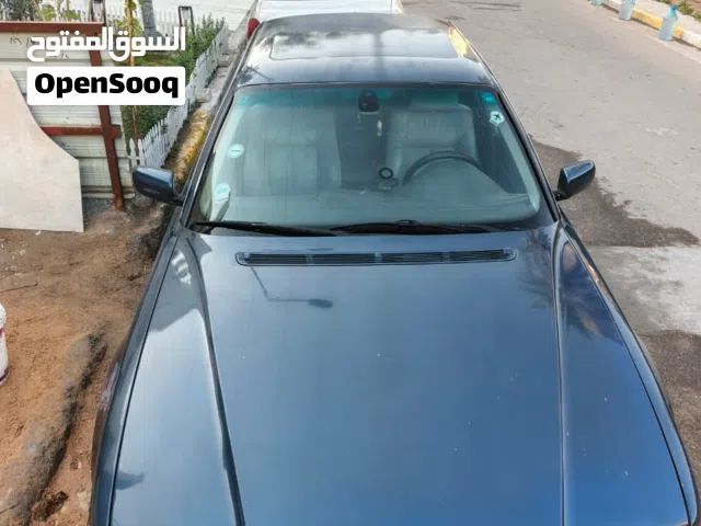 بي ام دبليو خفاش 728/1995