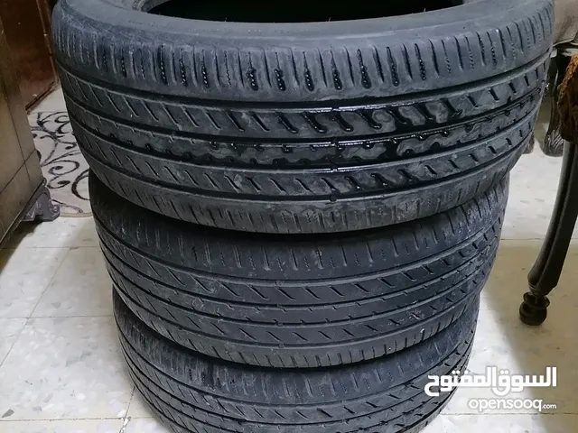 كوشوك عدد 3 فردات 205/55/R16 مستعمل بحالة جيدة للبيع أو بدل على كوشوك 14