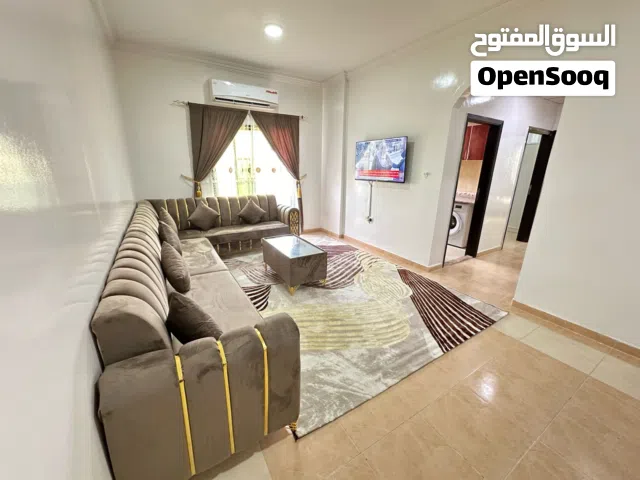 F3 / للايجار الشهري في عجمان - غرفتين وصالة - المويهات 3 - شارع غرناطة - مفروشة فرش نظيف - موقع حيوي