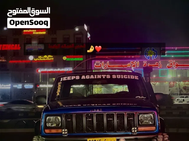 2001 جيب شيروكى Sport