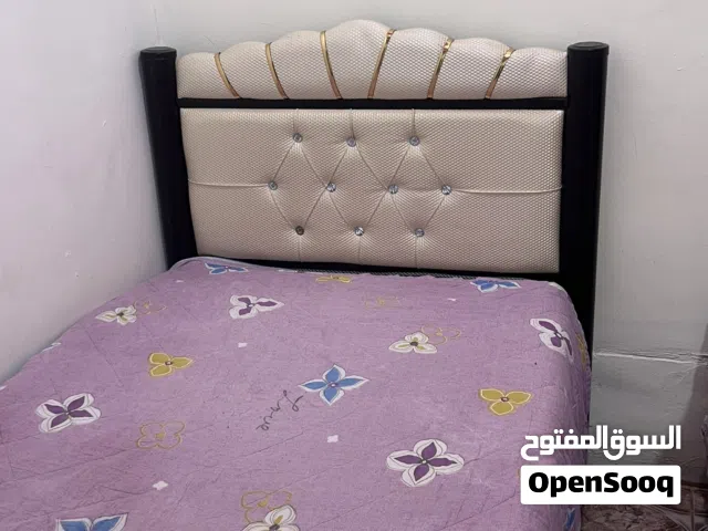 سرير نوم استخدام قليل