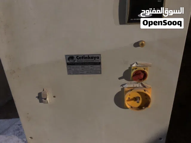 مثبت جهد كهربائي  Regulatod