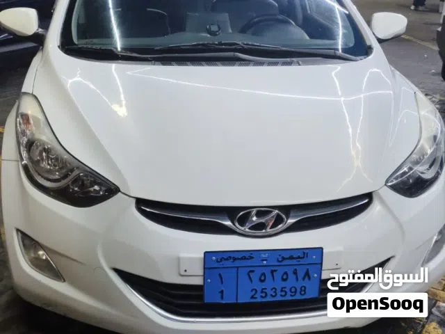 2012 Hyundai Avante Standard