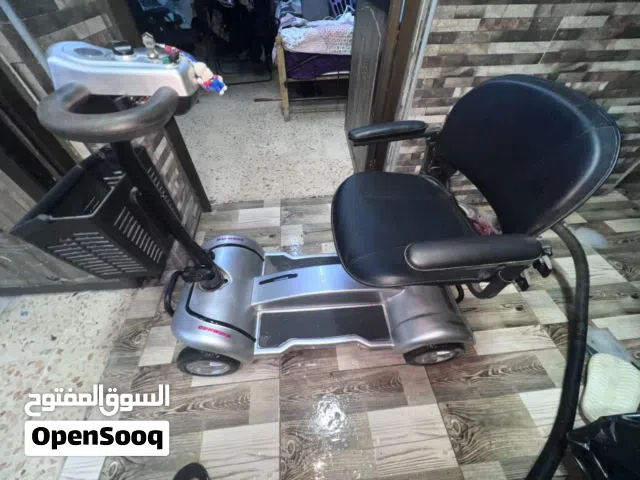 سكوتر كهربائي طبي للمساعده على الحركة (Mobility Scooter) ماركة Shoprider