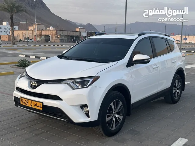 Toyota RAV 4 2017 in Al Dakhiliya