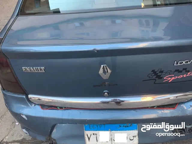 سيارة رينو اتوماتيك بحالة ممتازة