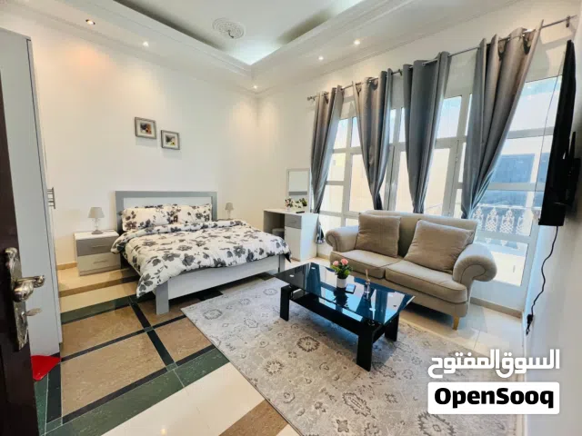 استديو مفروش اول ساكن للإيجار بمدينه خليفه ا