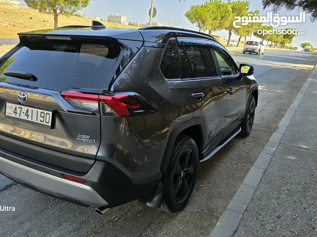 Used Toyota RAV 4 in Amman