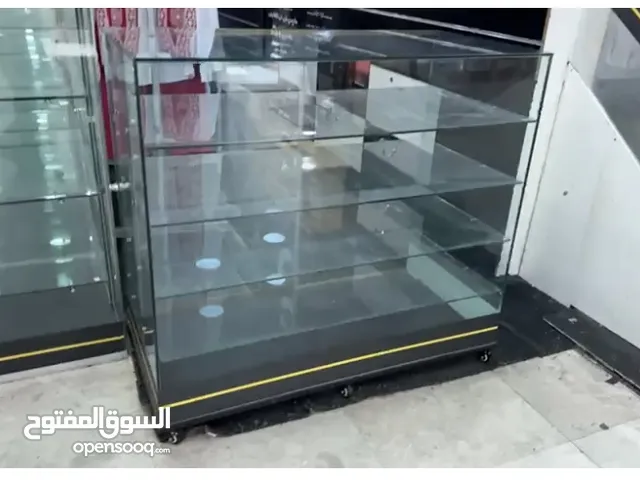 بترينة زجاج متحرك وثابت