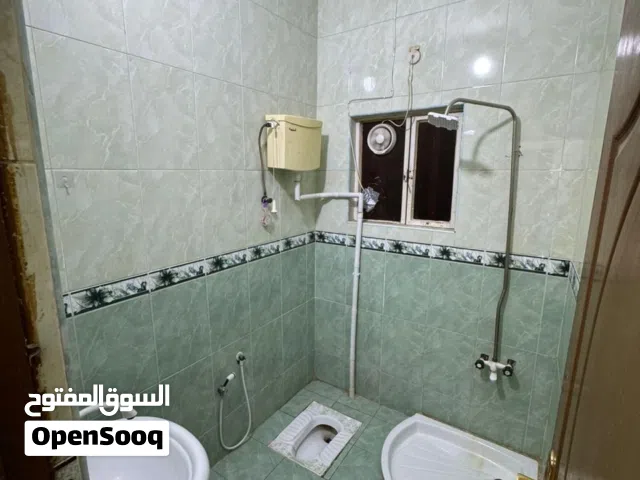 120 m2 2 Bedrooms Apartments for Rent in Basra Jubaileh
