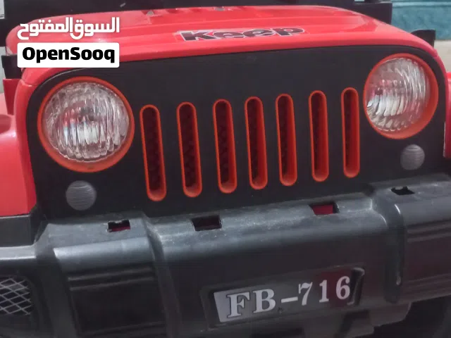 سيارة أطفال للبيع