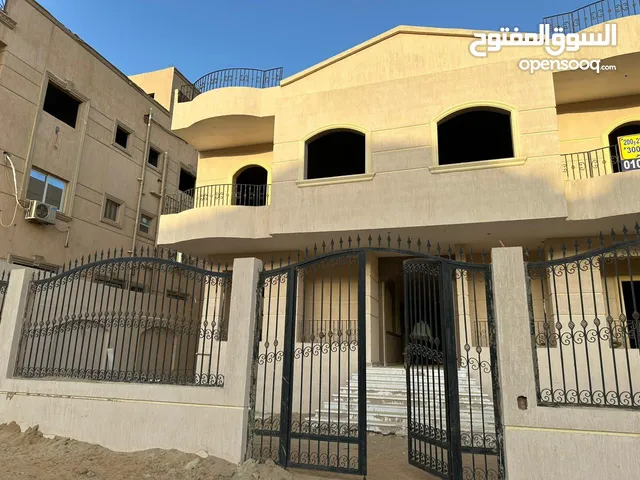 1000 m2 More than 6 bedrooms Villa for Sale in Cairo Shorouk City