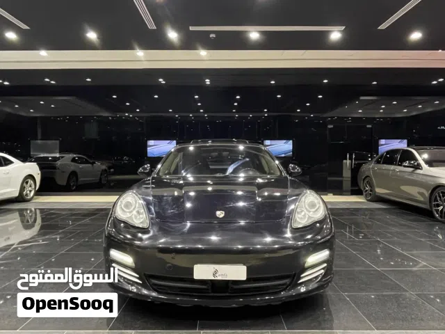 2012 بورش باناميرا Panamera 4