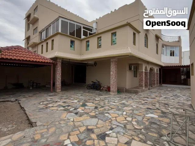 للإيجار فيلا بموقع ممتاز بمنطقة الدقل تابع الوصف