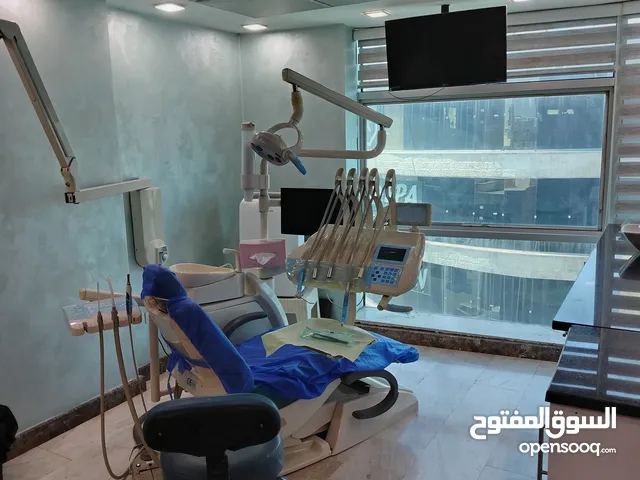 عياده أسنان ضمن مركز أسنان للضمان خلدا دوار السكر بجانب المدارس الانجليزيه