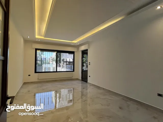 شقة للبيع في ضاحية النخيل بتشطيبات مميزه