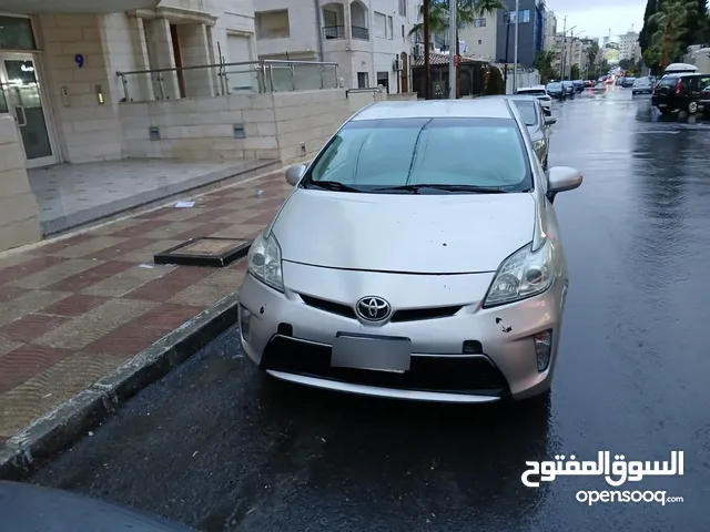 Used Toyota Prius in Amman