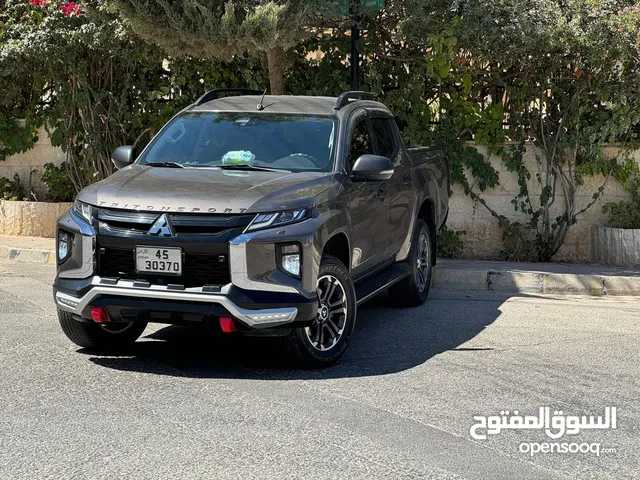 Mitsubishi L200 Sportero2022....كمرات3