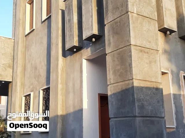 300 m2 5 Bedrooms Villa for Sale in Tripoli Tareeq Al-Mashtal