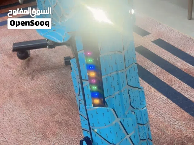 سكوتر شحن  اوربي جديد بسعر160 وبي مجال قليل بي بلوتوث و يشغل رام و يجي وياه شاحنه اصليه