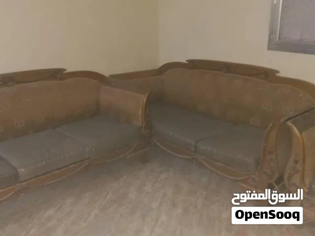 اثاث مستخدك نظيف جداً  الموقع عدن