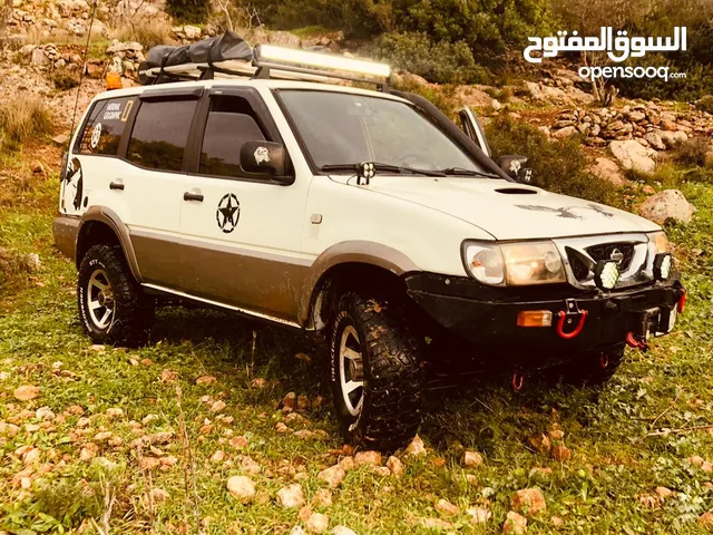 نيسان تيرانو معدل شيتح