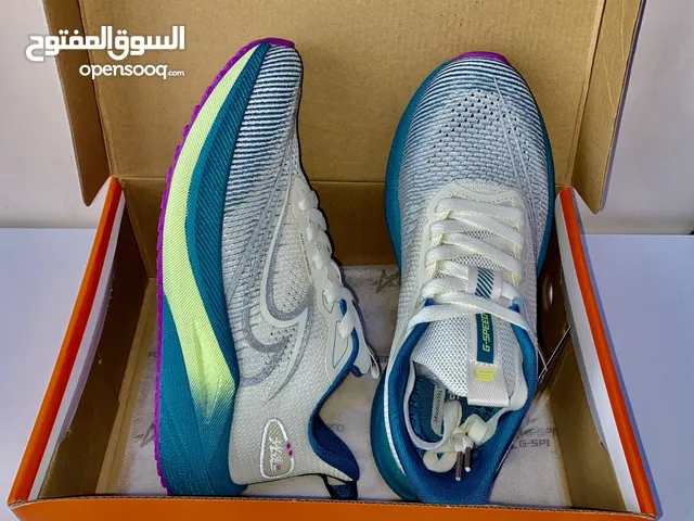 44 Sport Shoes in Basra