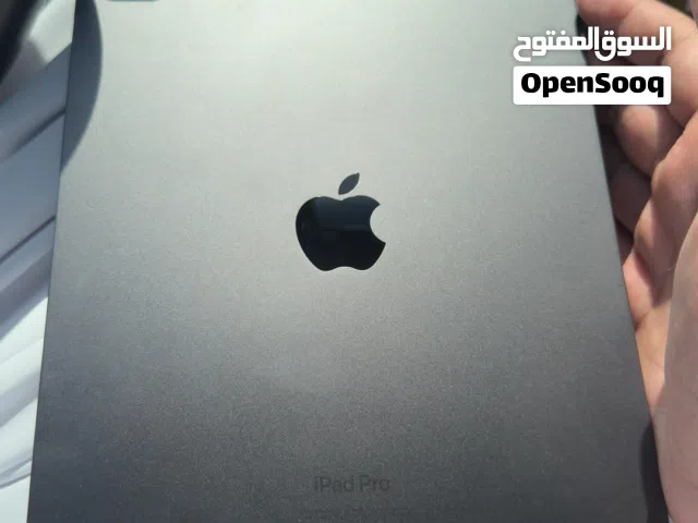 Apple iPad pro 4 256 GB in Al Batinah
