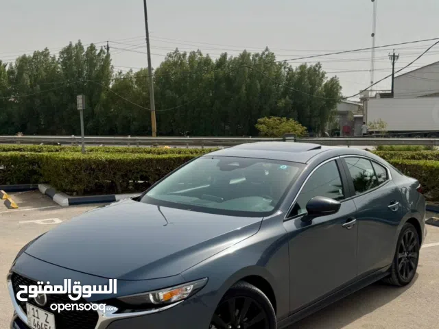 mazda 3 S carbon edition