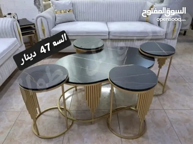 طربيزات معدنية مودرن وجه زجاج او خشب عدد 4 سيرفيس و 1 كبيرة جميع الاشكال مستطيل دائزي بيضوي مربع