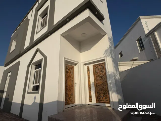 255 m2 3 Bedrooms Villa for Sale in Muscat Amerat