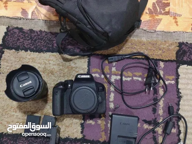 كانون D800 ملحقاتهه كامله ونضيفه