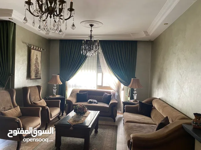 195 m2 3 Bedrooms Apartments for Sale in Amman Khalda