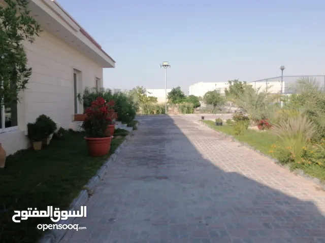 4 Bedrooms Chalet for Rent in Abu Dhabi Al Bahia