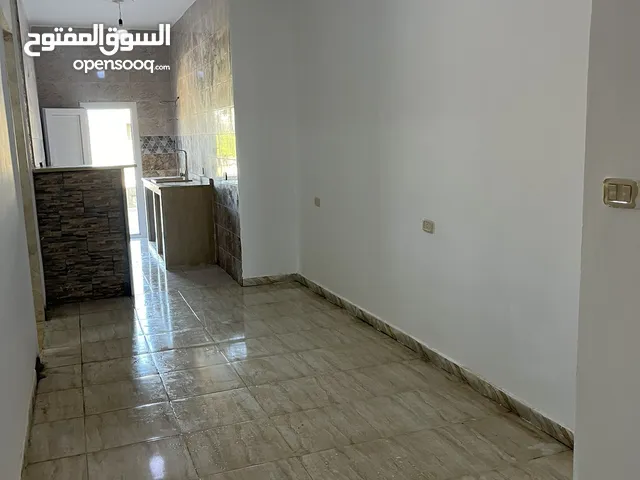 3 m2 2 Bedrooms Apartments for Rent in Tripoli Ain Zara