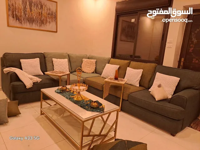 طقم كنب كورنر نوعية اشلي الاصلي الحالة ممتاز