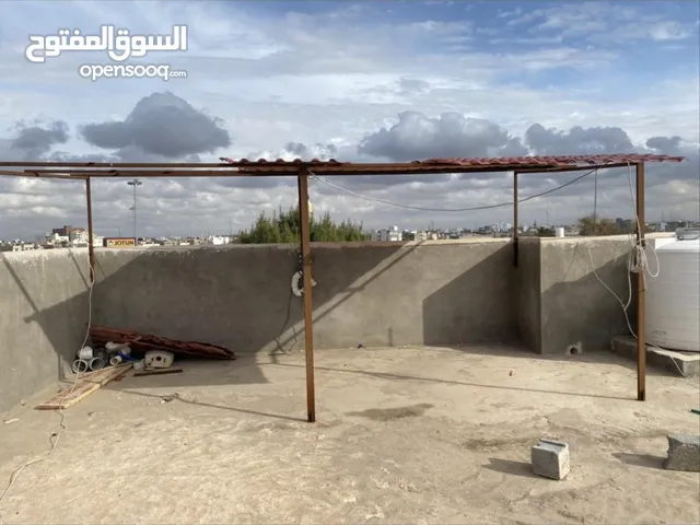 مظلة حديد 6×3.5 وقريميد بلاستيك