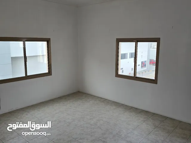 الايجار مكتب تجاري في توبلي Commercial office for rent in Tubli