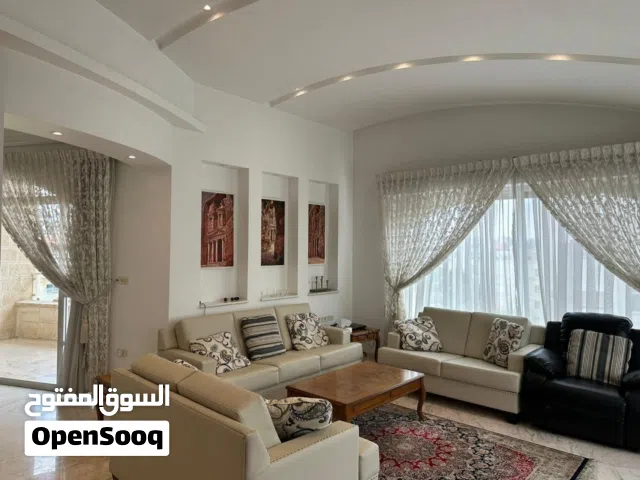268 m2 3 Bedrooms Apartments for Rent in Amman Al Rawabi