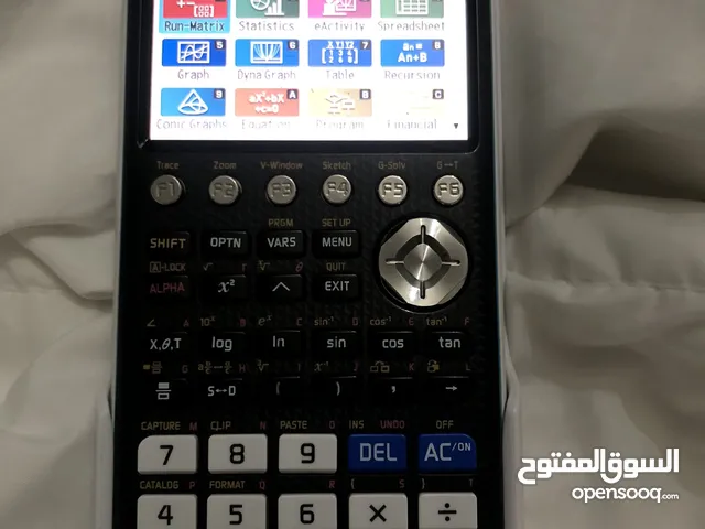 Casio FX-CG50 graphing calculator — like new آلة حاسبة رسومية Casio fx-CG50 – بحالة ممتازة!