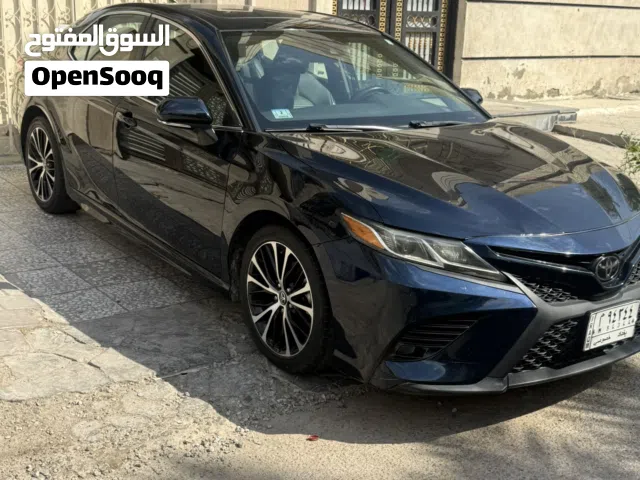 2020 تويوتا كامري SE