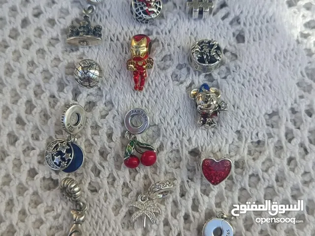 فضه وتشارمز باندورا
