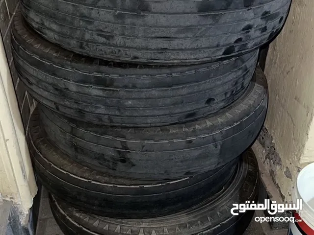 6 بوالين للبيع