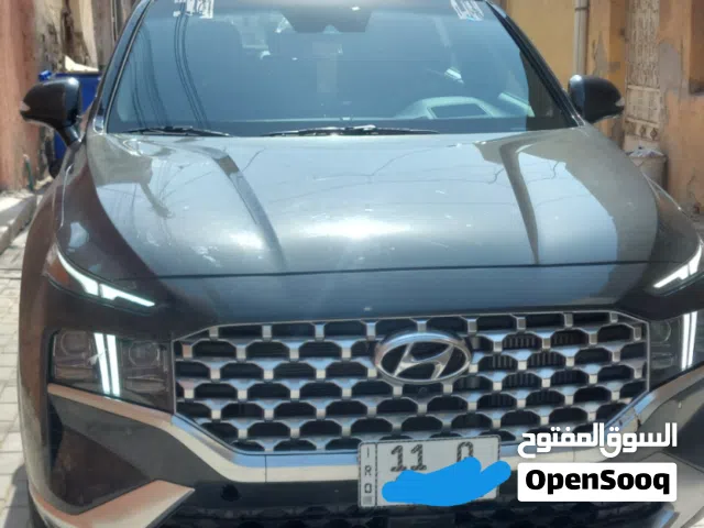 Used Hyundai Grand Santa Fe in Basra