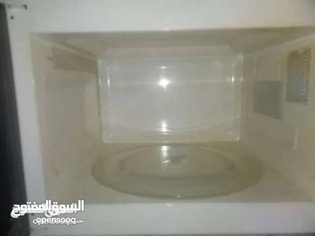Samsung 20 - 24 Liters Microwave in Tripoli