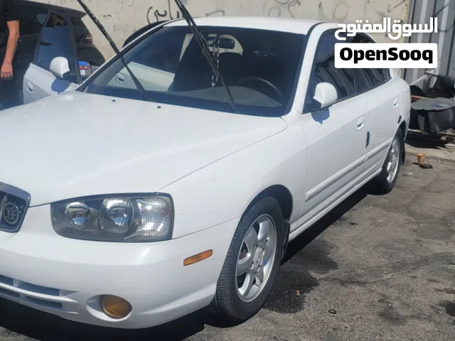 2002 هيونداي افانتي SE